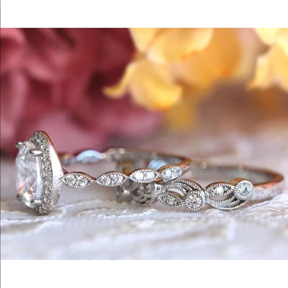 14k white gold oval engagement ring band set - Picture 3 of 6